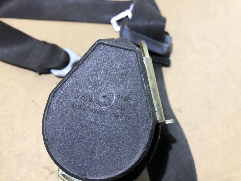 фото №7, Pas безпеки лівий mercedes sprinter 901 0028607885