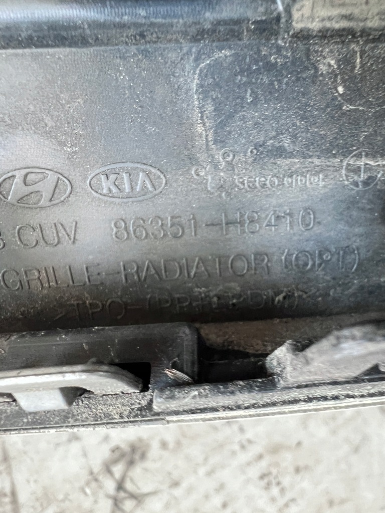 фото №15, Kia stonic 17- решітка радіатора решітка радіатора бампера передній перед 86351-h8410