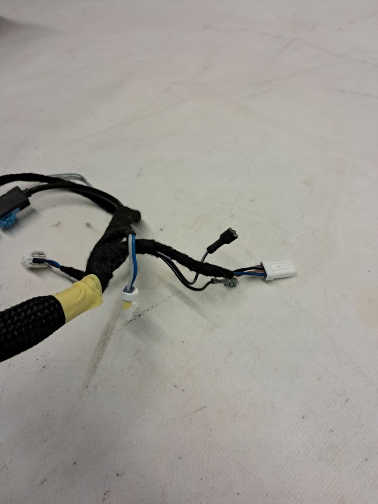 Электропроводка зеркало правого 15 pin volvo xc90 ii a262488 Недорого