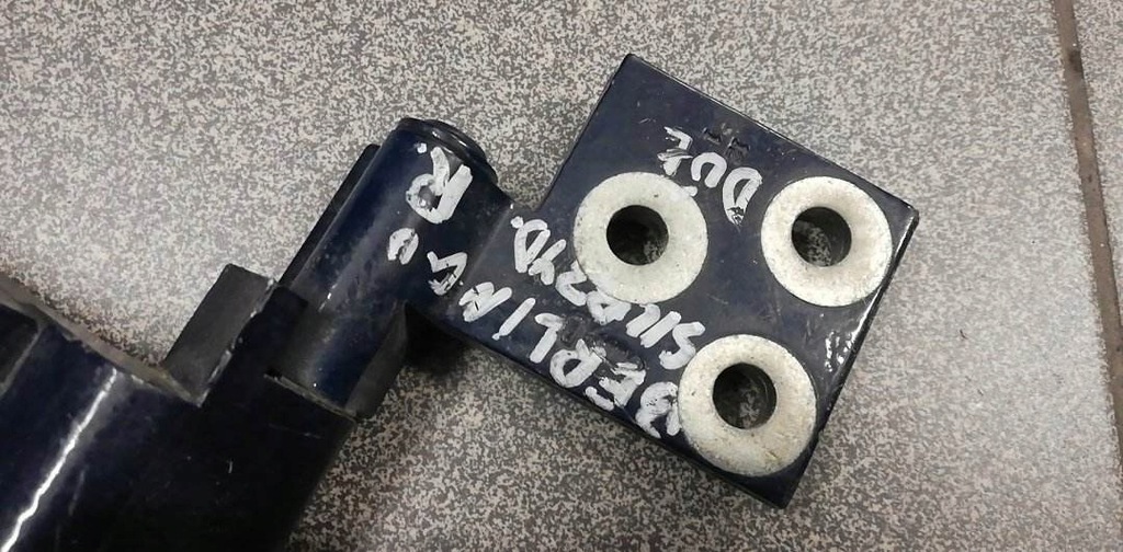 фото №6, Петля дверь распашных правый berlingo i