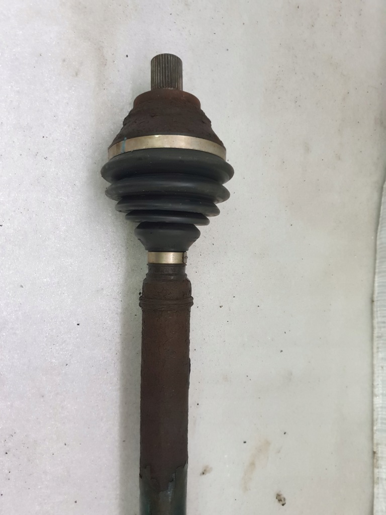 фото №3, Приводной вал перед правая vw beetle