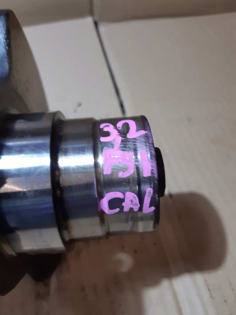 Audi q5 8r 3.2 fsi cal wał колінчастий 06e101r Зі Шроту