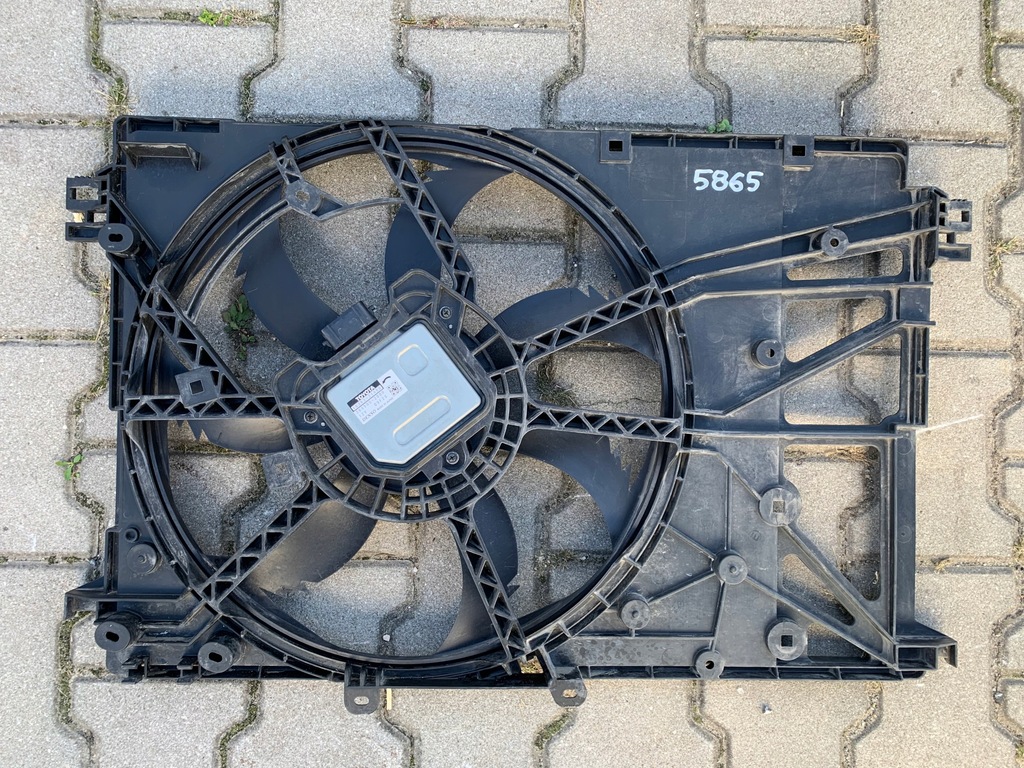 фото №1, Toyota rav4 v 2018- вентилятор радиатор корпус 16363-31490