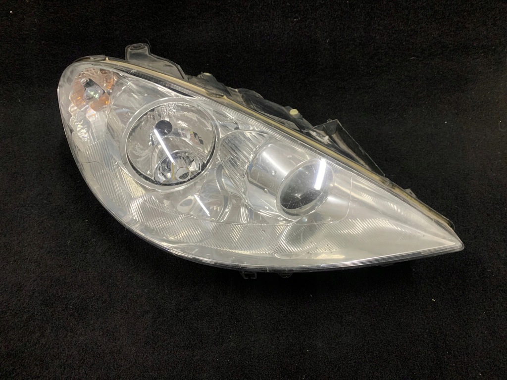 фото №1, Лампа правый перед ксенон peugeot 807 2.0 hdi 08 r