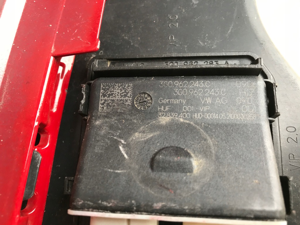 фото №8, Skoda octavia iv sedan бампер tył+dyfuzor+ модуль задний