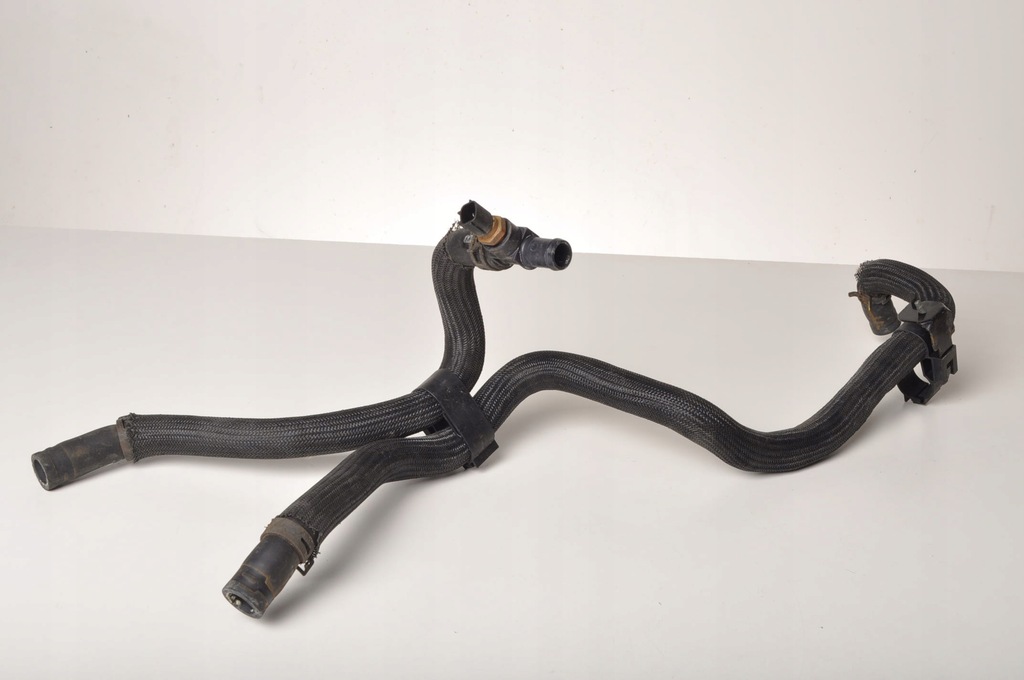 фото №1, Nissan leaf i ze0 труба шланг wody