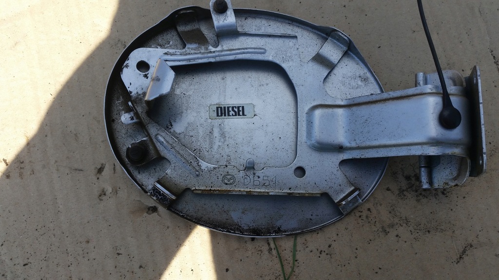 фото №2, Кришка заливної пального mazda 2