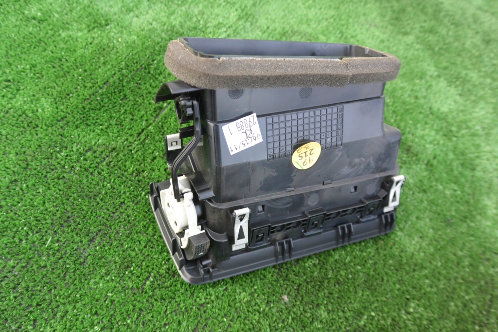 фото №11, Решётка обдув часы kpl vw passat b7 usa