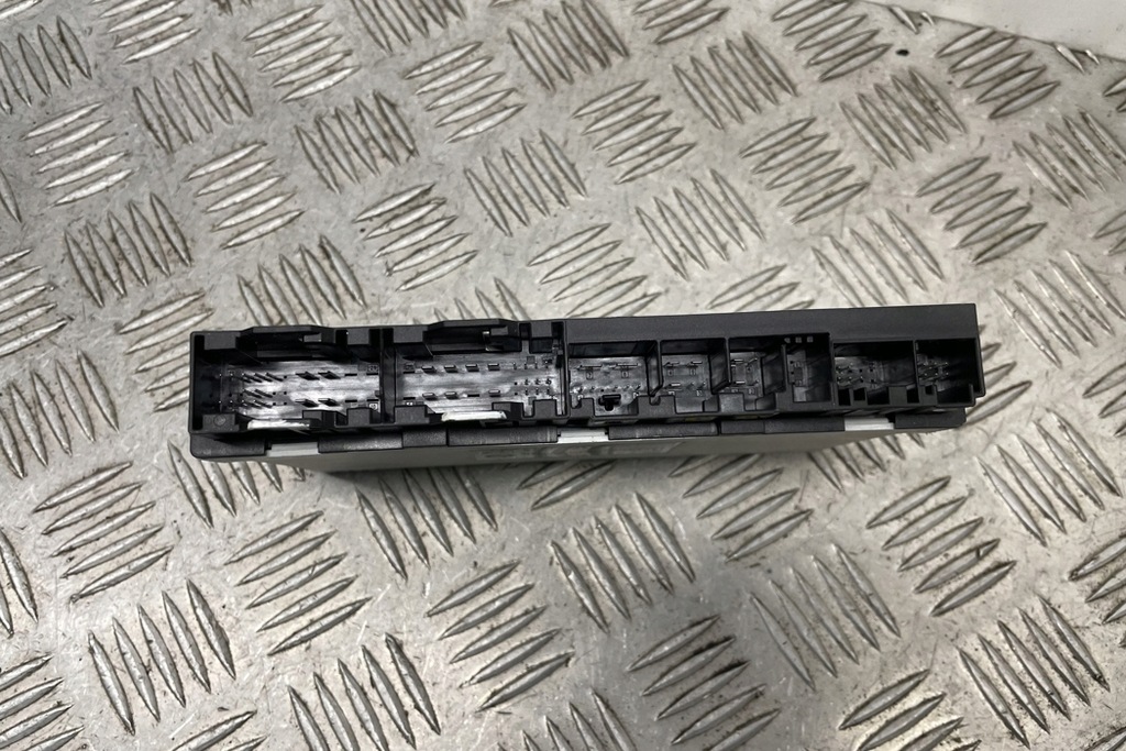 фото №8, Модуль przedniedo lewego сиденье bmw 6 coupe f13 9257098 3.0l дизель 230kw