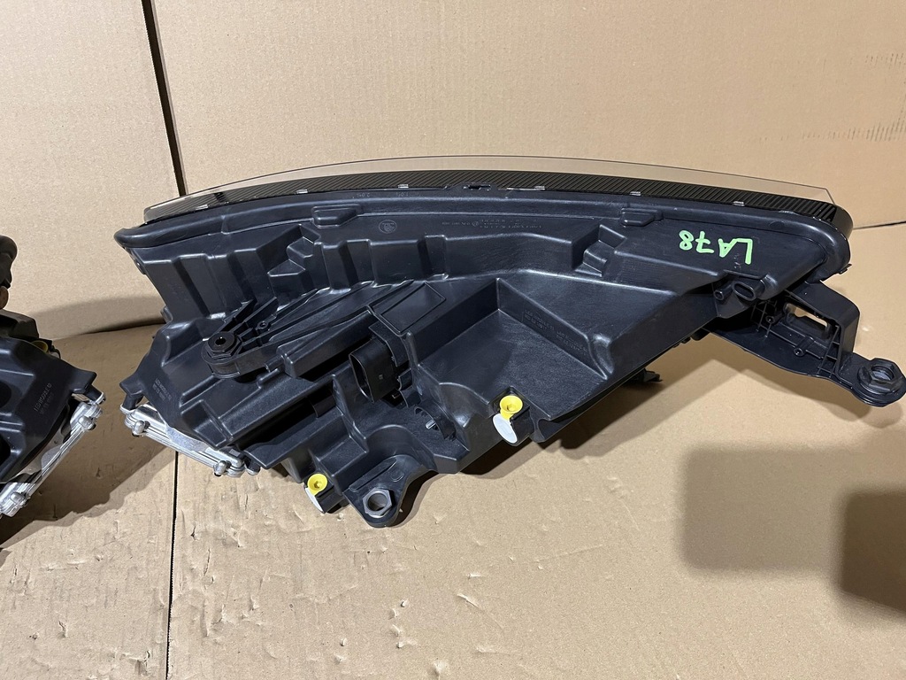 фото №11, Skoda kamiq комплект лампа перед левая правая full led