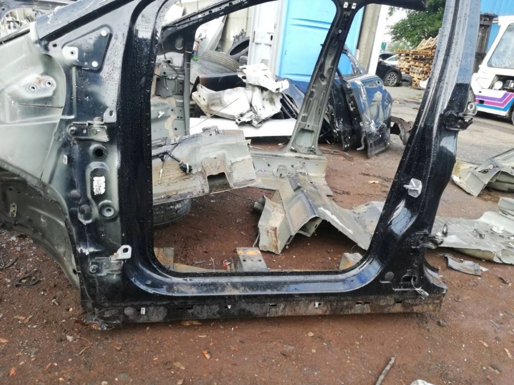 фото №1, Kuga mk2 порог блок двигателя a śrokowy левый