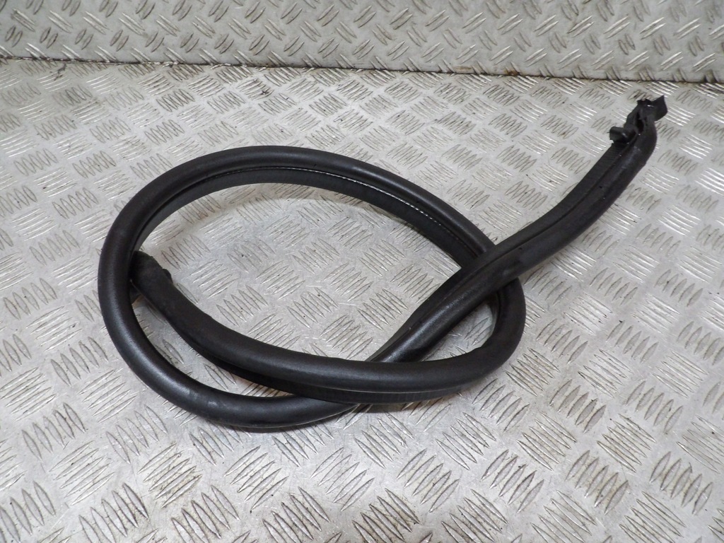 фото №1, Jeep grand cherokee wk2 прокладка капот