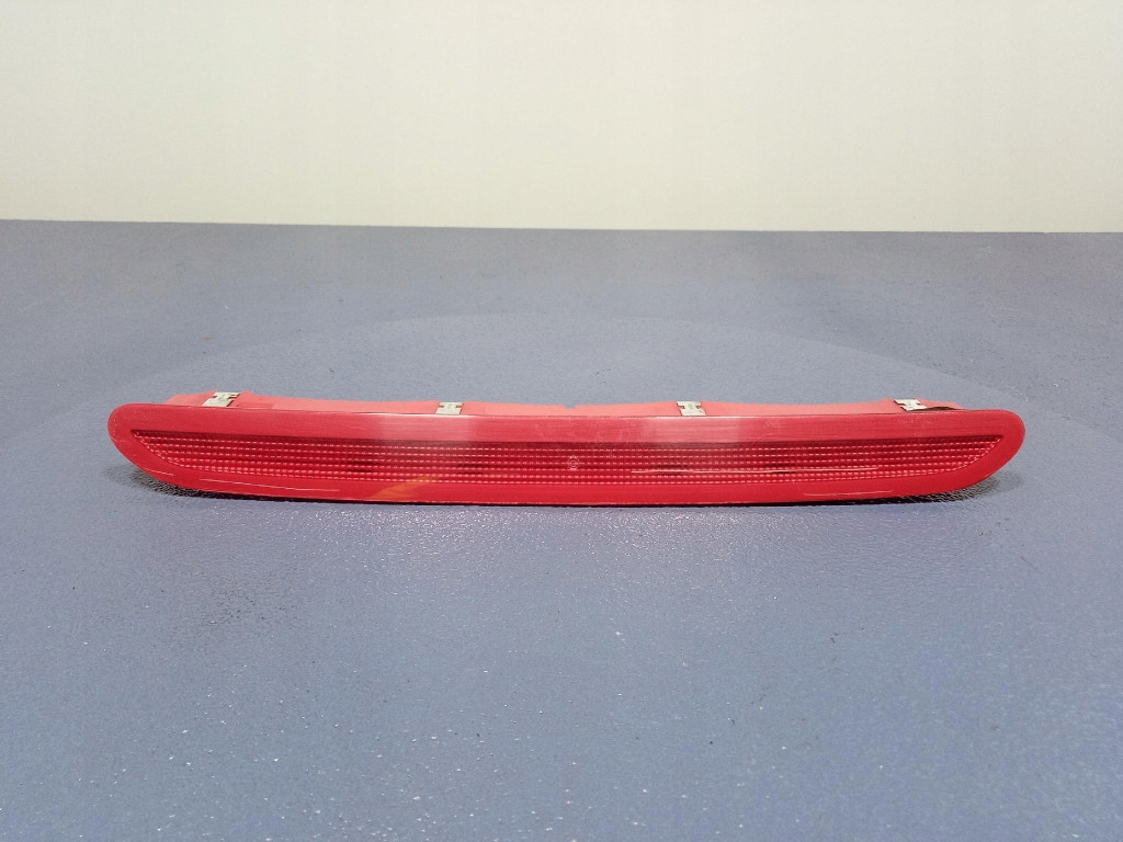 фото №1, Vw passat b7 kombi третій світло стоп 1k6945097a