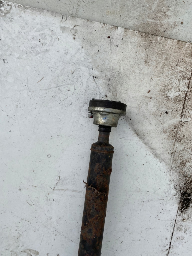 фото №4, Audi s5 8t 4.2 fsi механічна коробка передач wał привідний підпора