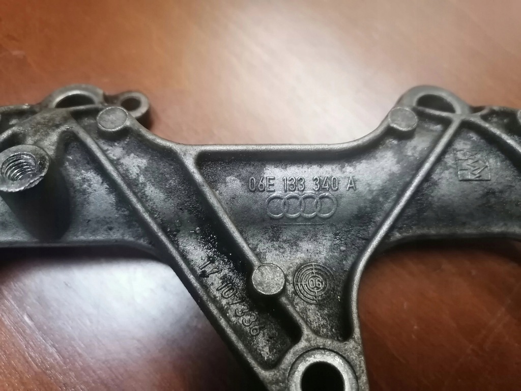 фото №5, Auk кронштейн коллектор 06e133340a audi a4 a5 a6 a7