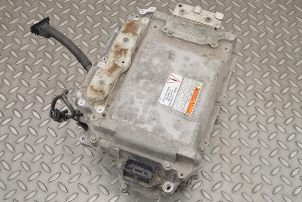 фото №2, Lexus is 300h 2014 rhd інвертор конвертер g9200-30130 g9270-53010