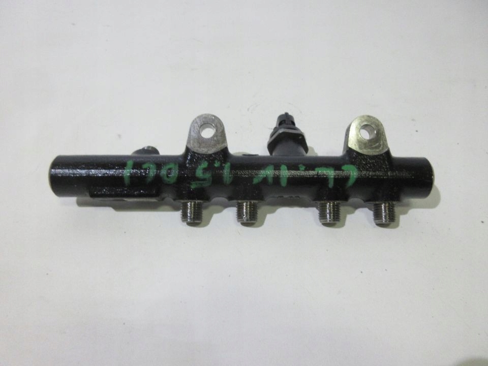 фото №1, Молдинг впрыскная renault clio iv 1.5 dci 17521534