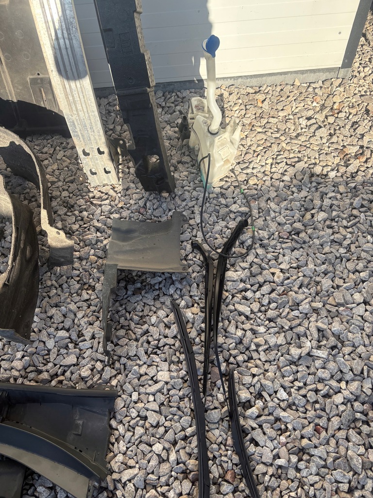 фото №9, Toyota corolla e21 sedan перед kompletny капот бампер лампи