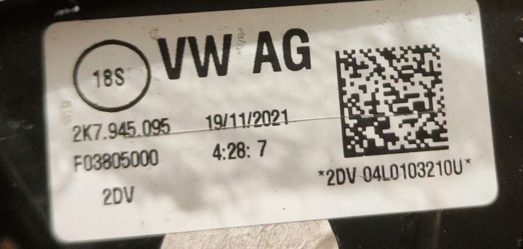 фото №8, Vw caddy v 20- 2k7 лампа задняя левая 2k7945095