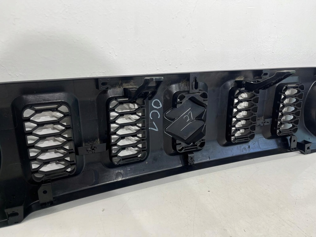 фото №6, Решётка радиатора решётка радиатора 72111-78r0 suzuki jimny ii