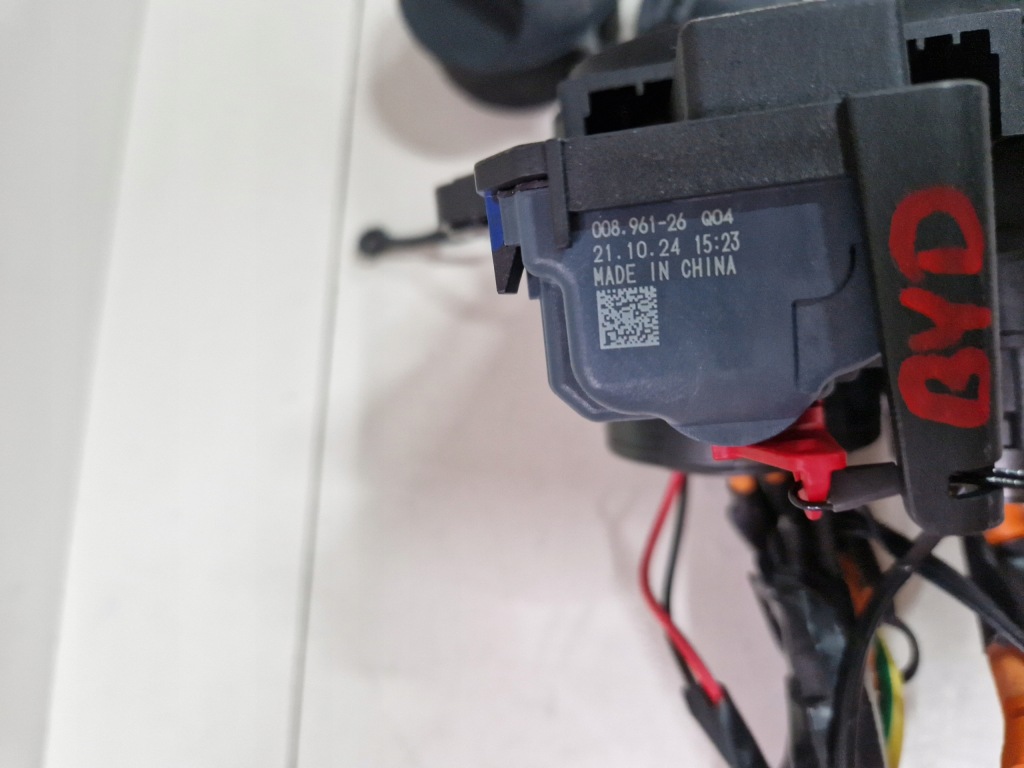 Купити Роз'єм заряджання джгут byd ущільнювач u sa3hlu-2106010