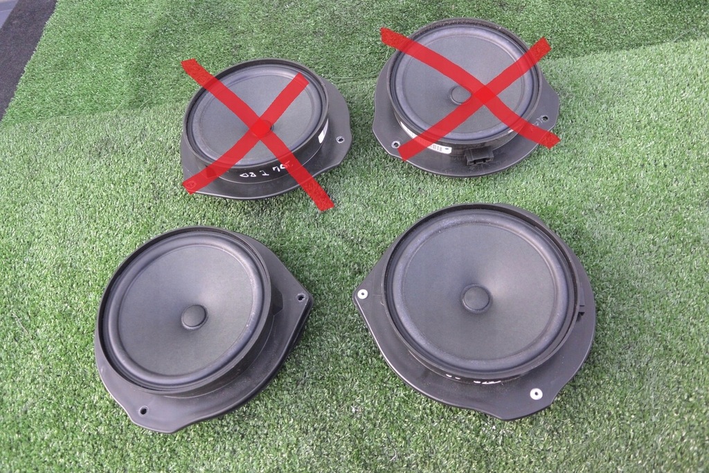 фото №1, Оригинальный динамик дверь mercedes w204 lift