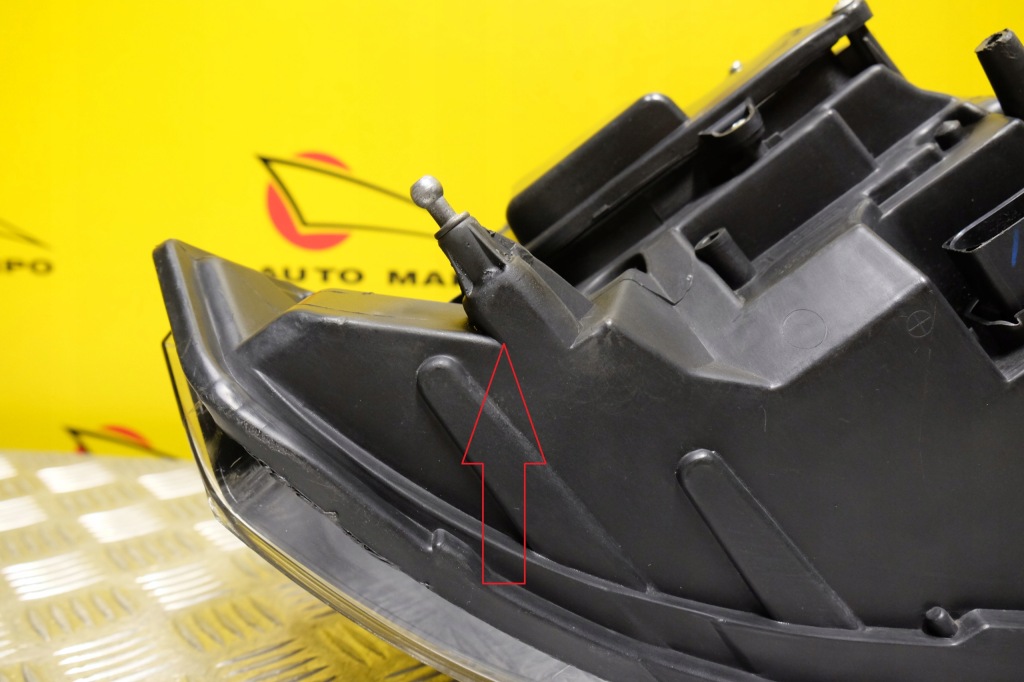 Dodge ram 2013- фара фара обычная линзованная с led l америка Оригинал