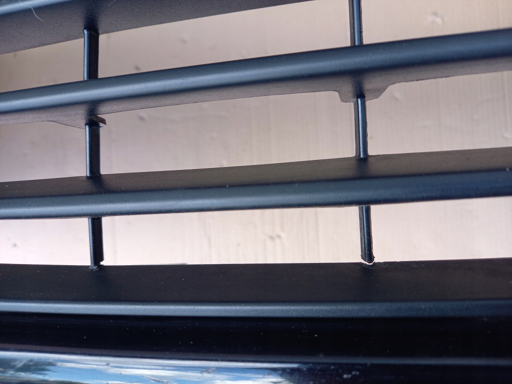 Opel astra k v 5 рестайлинг  бампер передний решётка оригинал! с Разборки