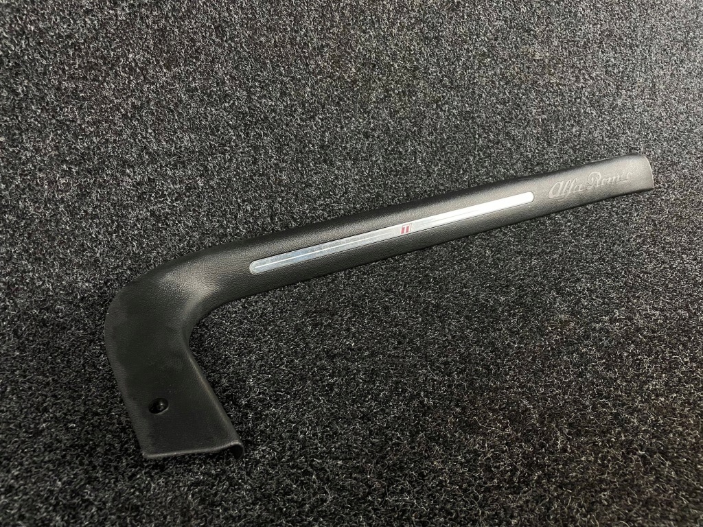 Alfa romeo 156 защита порог накладка Цена