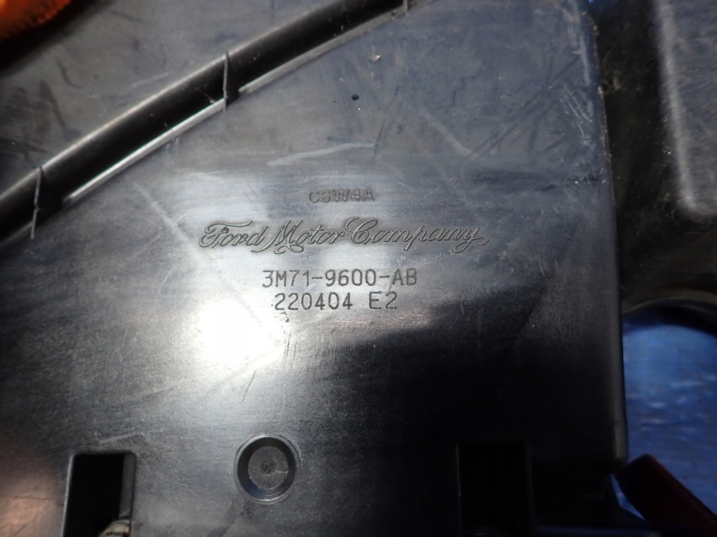 Купить Szt корпус фильтра воздуха mazda2 dy 1.2 1.4 b3m71-9600-ab