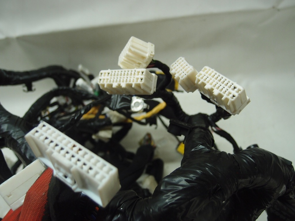 фото №8, Джгут електропроводка консолі hyundai h350 2.5 crdi