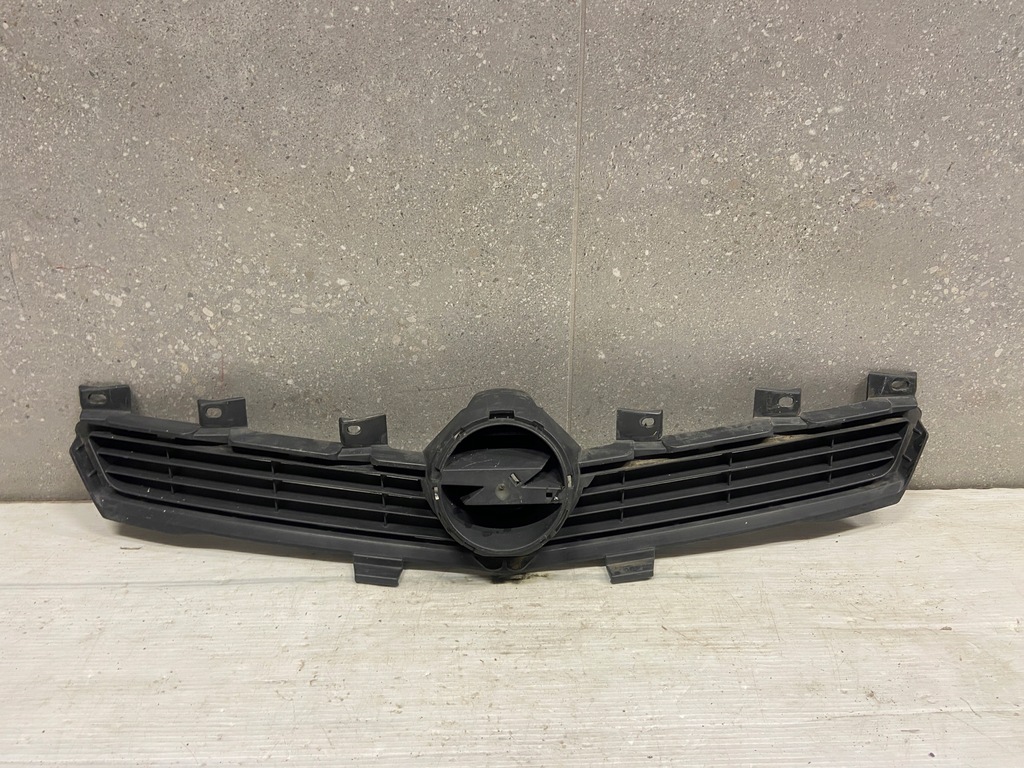 фото №1, Решітка радіатора 93162178 решітка радіатора opel tigra b