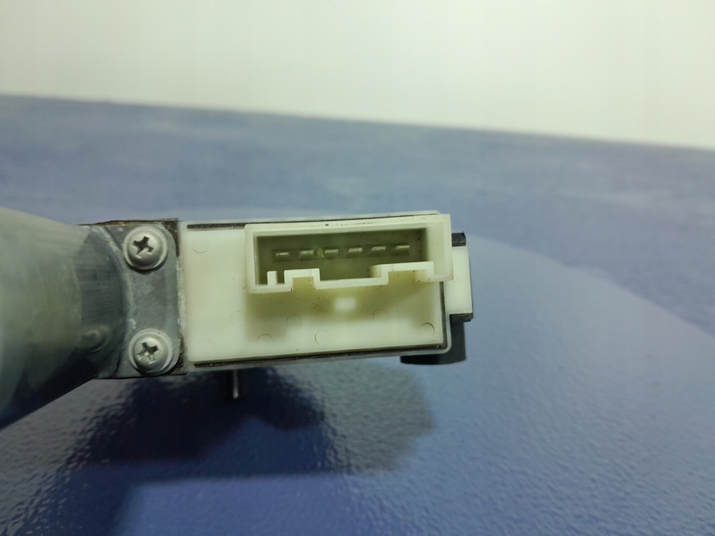 фото №5, Bmw 1 f40 моторчик стекло перед правый 1060023