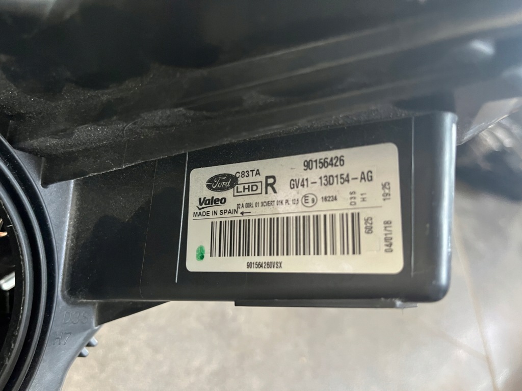 Фара правый  передняя ford kuga mk2 рестайлинг  ксенон led с Разборки