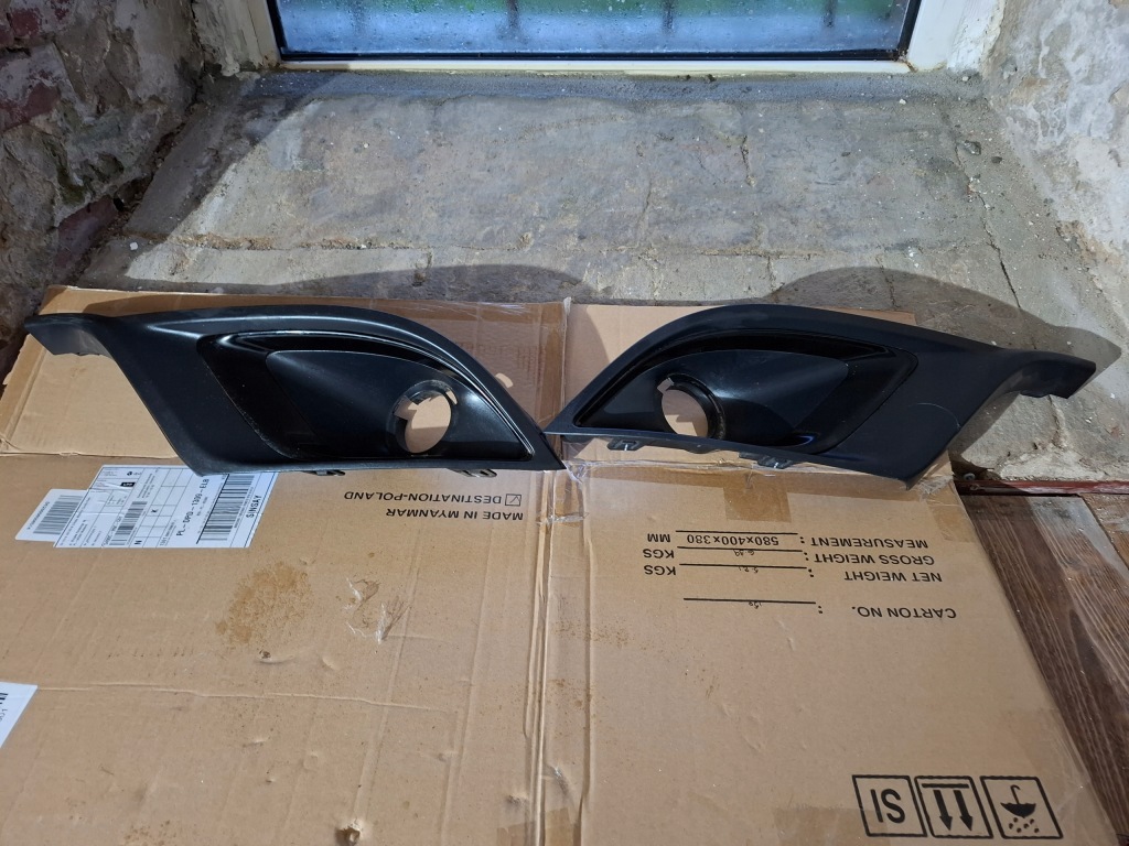 фото №1, Dodge durango 2014 - 20 рамка протитуманної фари права + ліва