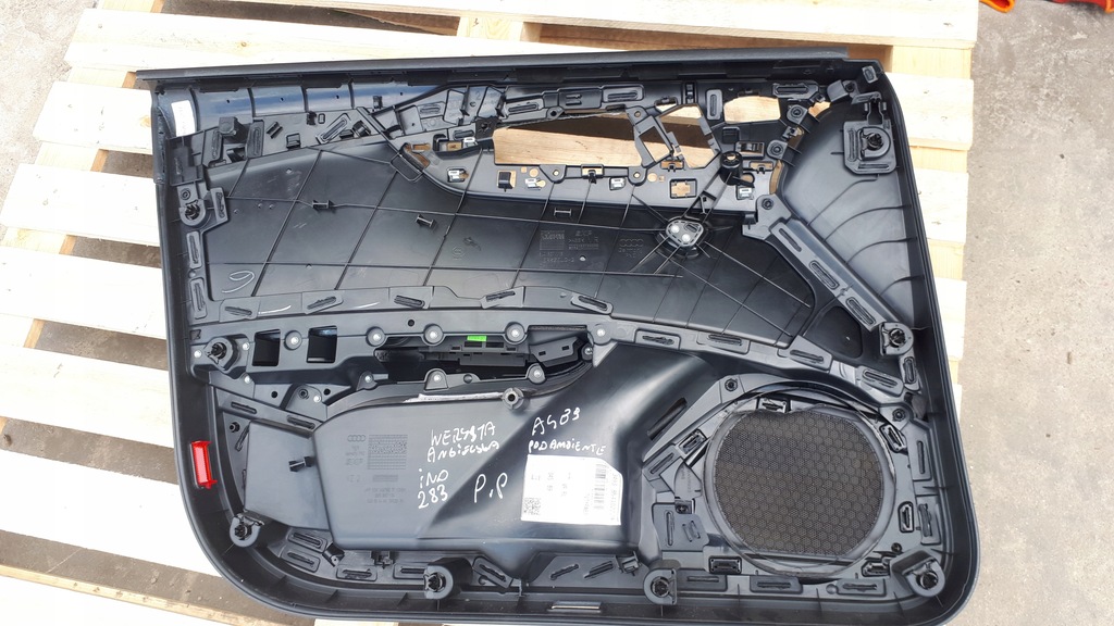 фото №8, A4 b9 8w s4 обшивка двері правий перед alcantara uk