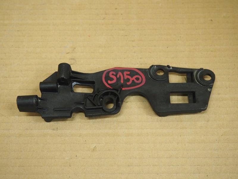 фото №1, Направляющая кронштейн бампера правый перед discovery sport