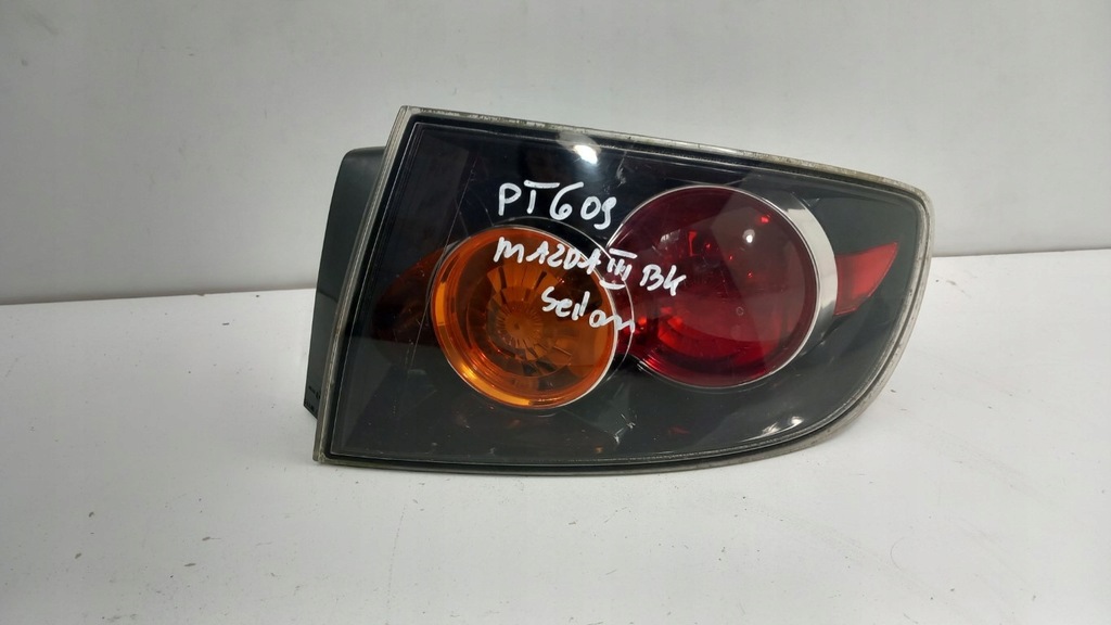 фото №1, Mazda 3 bk sedan лампа задняя правая