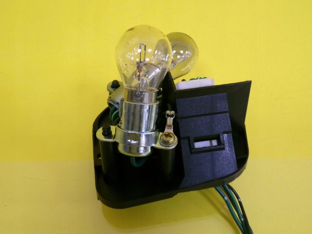 фото №5, Вкладыш лампы левый задняя mitsubishi galant nr1028