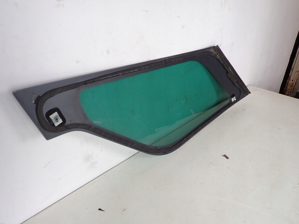 фото №6, Стекло правый задняя citroen ds3