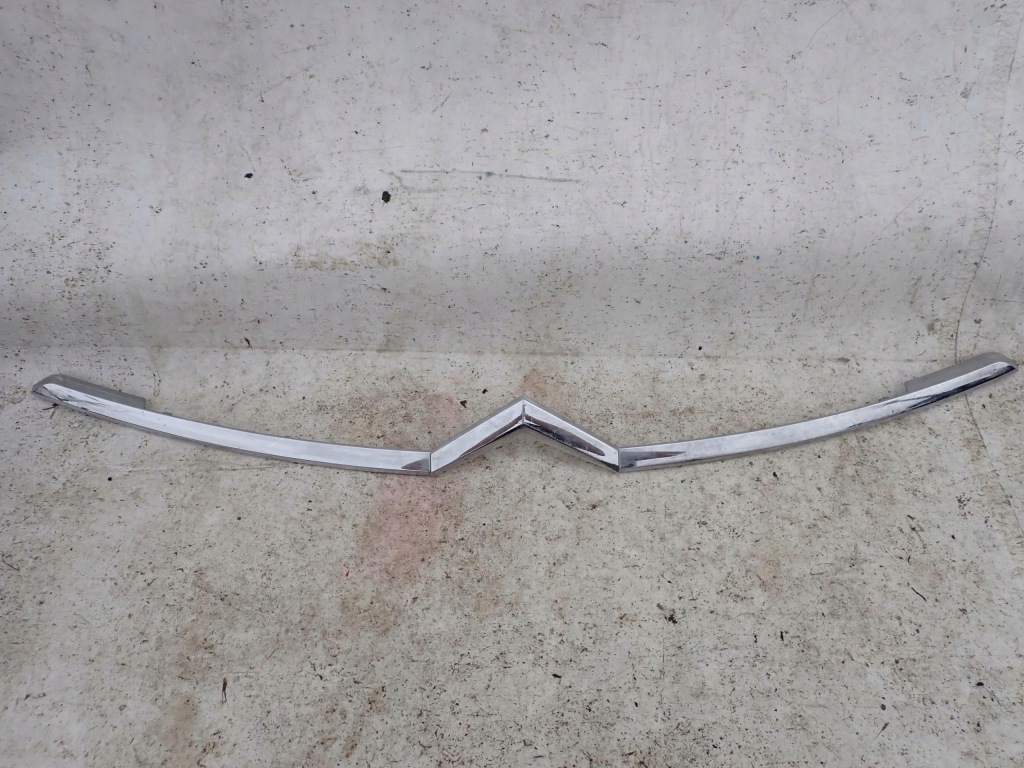 фото №1, Citroen c-crosser c4 aircross 07- молдинг хром решетка перед 7415a106