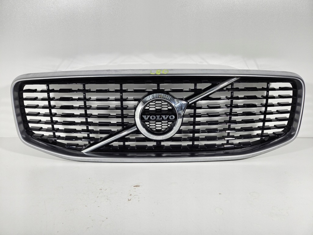 фото №1, Решітка радіатора решітка радіатора перед передній volvo xc60 ii r-design повний гарний