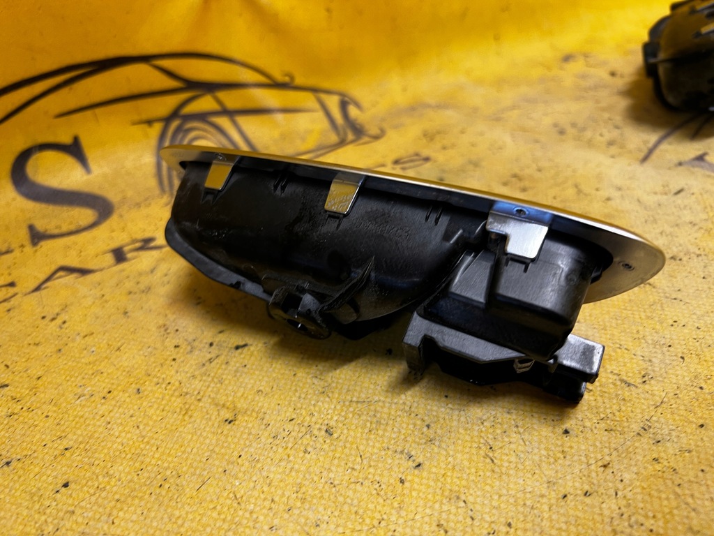 фото №3, Ручка внутрішня срібляста ліва renault talisman grand scenic iv