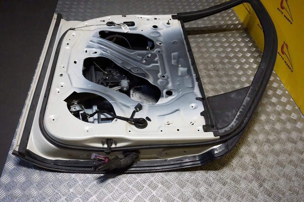 фото №16, Gmc yukon denali 2015 - 2020 двері перед ліва передні usa