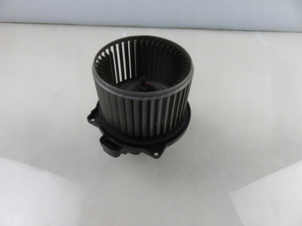 Купити Повітродувка suzuki jimny fj 1940001092