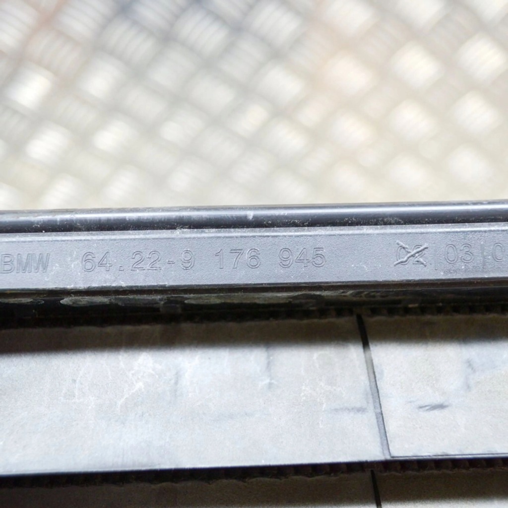 Bmw 5 g30 g31 2017 решітка вентиляційна під  бампером заднім Недорого