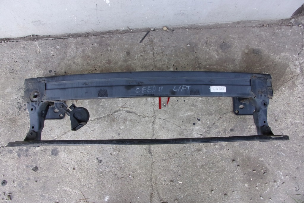 Купити Балка під  бампер бампера перед kia ceed 2 рестайлінг  2015-