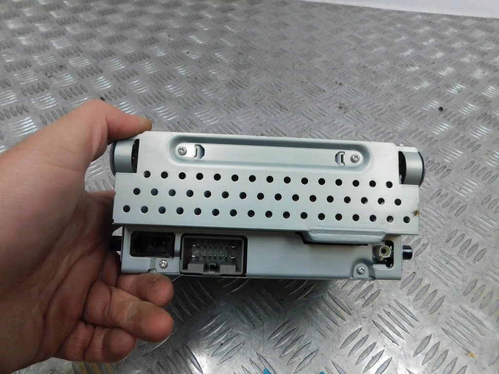 фото №2, Радіо volvo v70 xc70 31260542aa