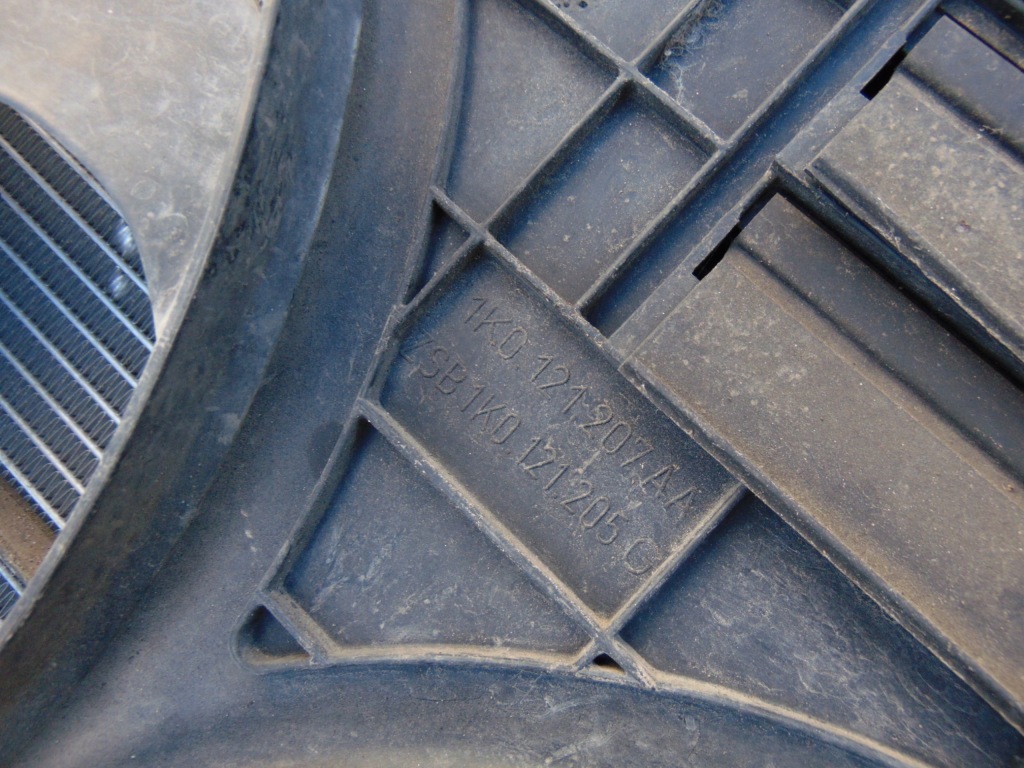 Вентилятор радіатор води кондиціонера комплект  vw passat b6 2.0tdi європа Оригінал