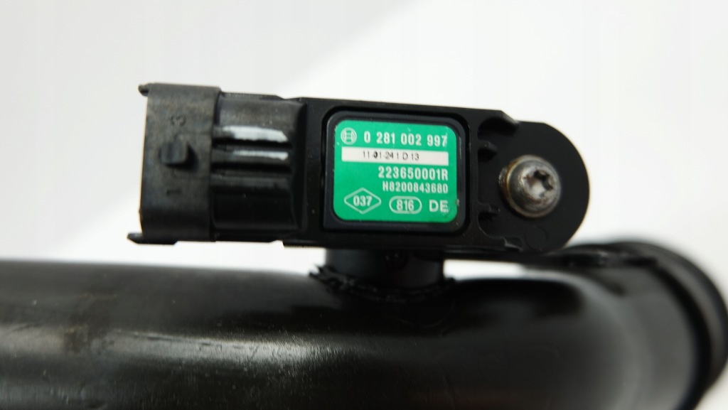 фото №3, Renault scenic iii 1.5 dci труба шланг повітря 8200981498b